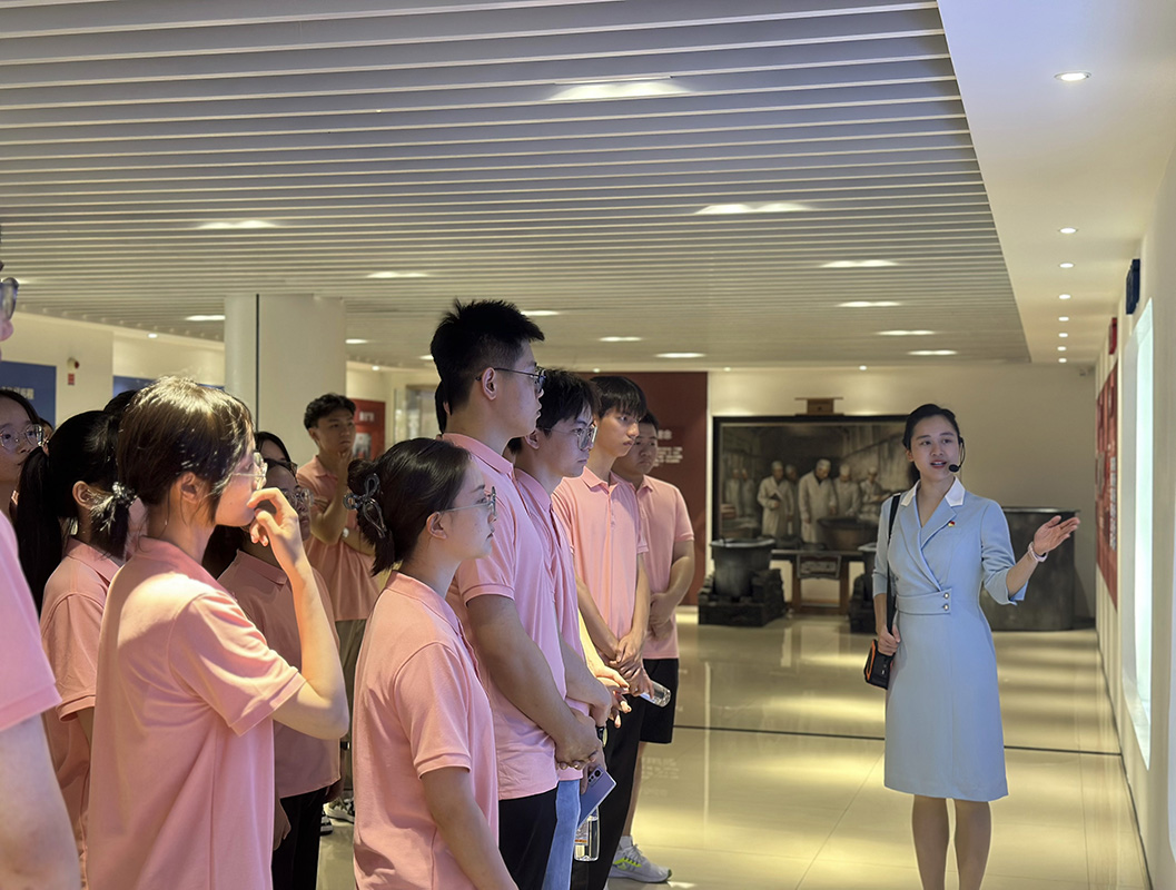 pg国际-不凡成就非凡,相信品牌的力量